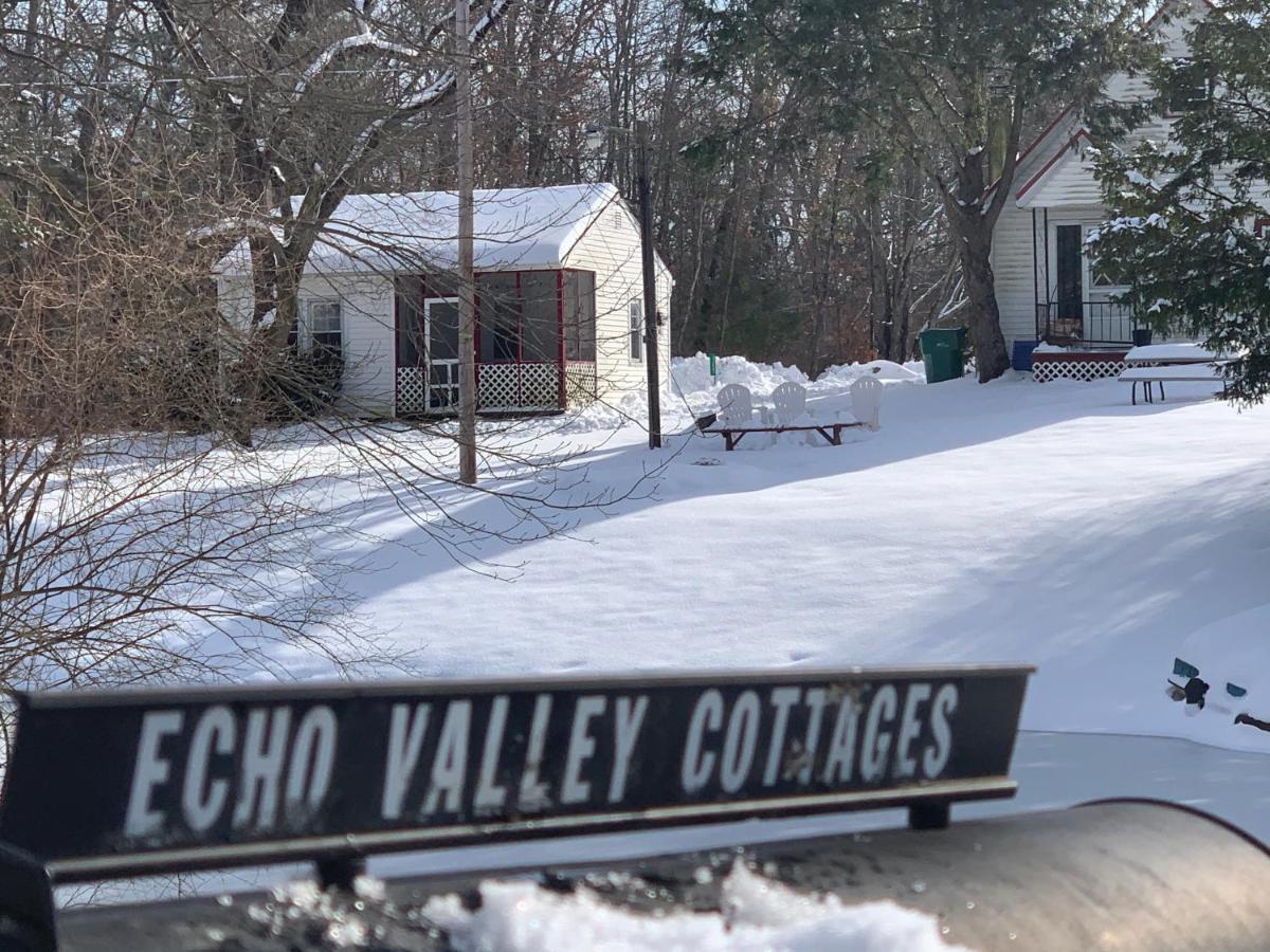 Echo Valley Cottages Coolbaugh エクステリア 写真