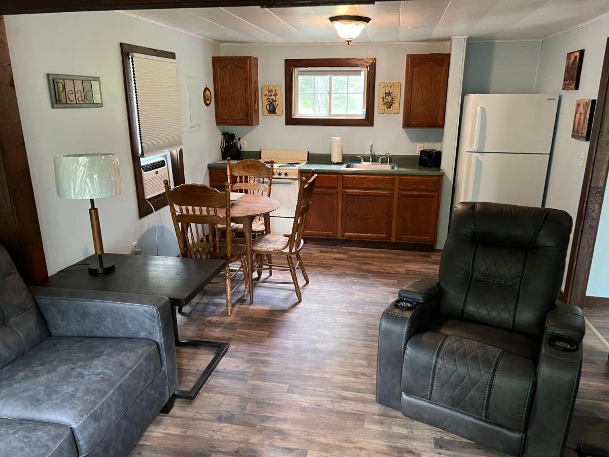 Echo Valley Cottages Coolbaugh エクステリア 写真